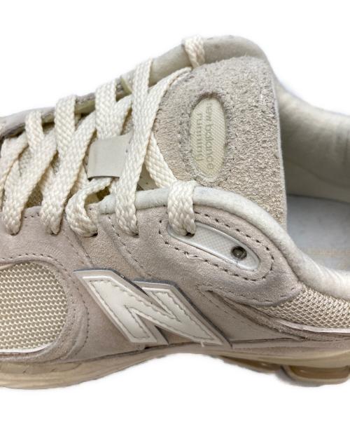 NEW BALANCE（ニューバランス）NEW BALANCE (ニューバランス) 2002R アイボリー サイズ:27.5の古着・服飾アイテム