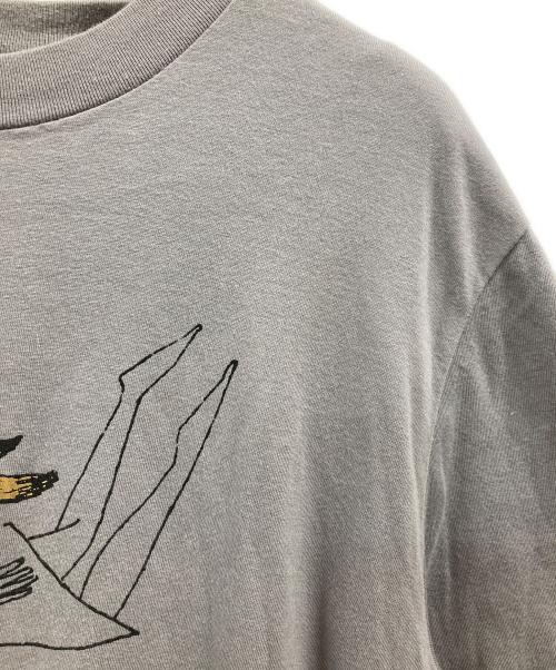 mina perhonen（ミナ ペルホネン）mina perhonen (ミナ ペルホネン) プリントカットソー グレー サイズ:Mの古着・服飾アイテム