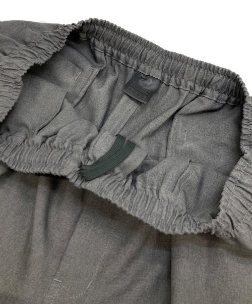 DAIWA PIER39（ダイワ ピア39）DAIWA PIER39 (ダイワ ピア39) TECH EASY 2P TROUSERS グレー サイズ:Lの古着・服飾アイテム