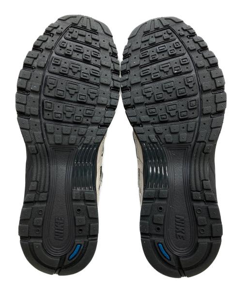 NIKE（ナイキ）NIKE (ナイキ) P-6000 PRM CORDURA ベージュ サイズ:26 未使用品の古着・服飾アイテム