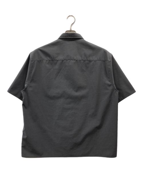 BEAUTY&YOUTH（ビューティーアンドユース）BEAUTY&YOUTH (ビューティーアンドユース) KOMATSU (コマツ) レギュラーカラーシャツ グレー サイズ:Lの古着・服飾アイテム