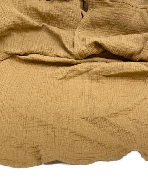 ne quittez pas（ヌキテパ）ne quittez pas (ヌキテパ) スキッパーシャツ ベージュ サイズ:FREEの古着・服飾アイテム
