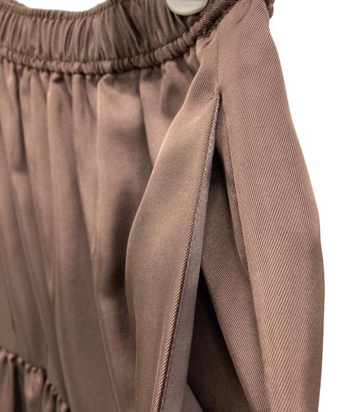 UNITED ARROWS（ユナイテッドアローズ）UNITED ARROWS (ユナイテッドアローズ) シルクライク ティアード スカート ブラウン サイズ:36の古着・服飾アイテム