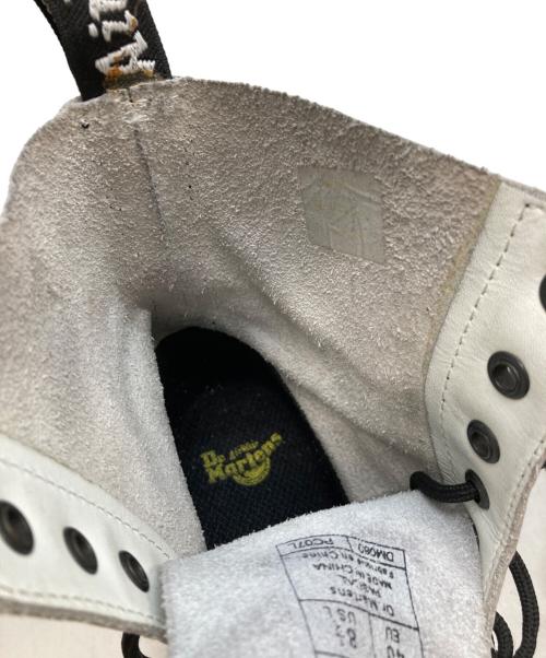 Dr.Martens（ドクターマーチン）Dr.Martens (ドクターマーチン) ドット8ホールブーツ ホワイト サイズ:UK6 1/2の古着・服飾アイテム