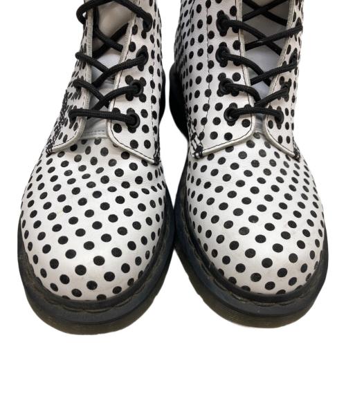 Dr.Martens（ドクターマーチン）Dr.Martens (ドクターマーチン) ドット8ホールブーツ ホワイト サイズ:UK6 1/2の古着・服飾アイテム