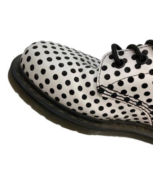 Dr.Martens（ドクターマーチン）Dr.Martens (ドクターマーチン) ドット8ホールブーツ ホワイト サイズ:UK6 1/2の古着・服飾アイテム