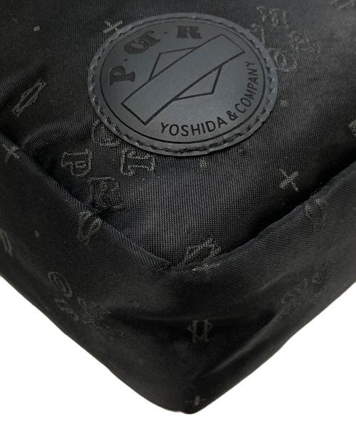 PORTER（ポーター）PORTER (ポーター) MONOGRAM  VERTICAL SHOULDER BAG ブラックの古着・服飾アイテム