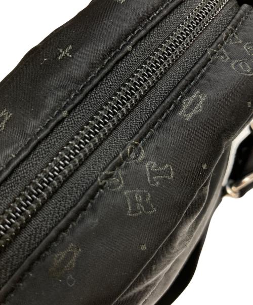 PORTER（ポーター）PORTER (ポーター) MONOGRAM  VERTICAL SHOULDER BAG ブラックの古着・服飾アイテム