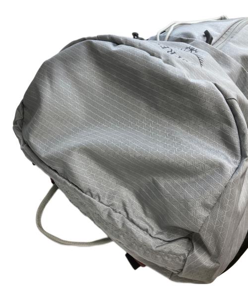 OSPREY（オスプレー）OSPREY (オスプレー) STRATOS 26 リュック グレーの古着・服飾アイテム