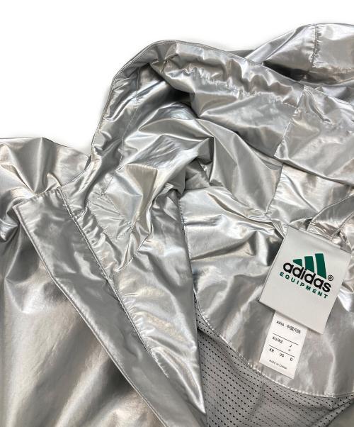 adidas（アディダス）adidas (アディダス) エキップメント メタリック ウインドブレーカー シルバー サイズ:Mの古着・服飾アイテム