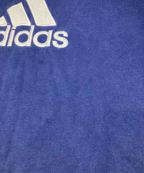 adidas（アディダス）adidas (アディダス) センターロゴ刺繍スウェット ホワイト×ネイビー サイズ:Mの古着・服飾アイテム
