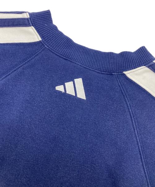 adidas（アディダス）adidas (アディダス) センターロゴ刺繍スウェット ホワイト×ネイビー サイズ:Mの古着・服飾アイテム