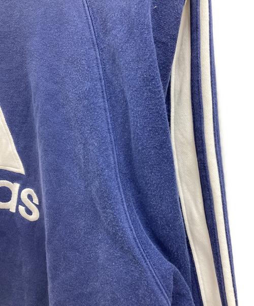 adidas（アディダス）adidas (アディダス) センターロゴ刺繍スウェット ホワイト×ネイビー サイズ:Mの古着・服飾アイテム