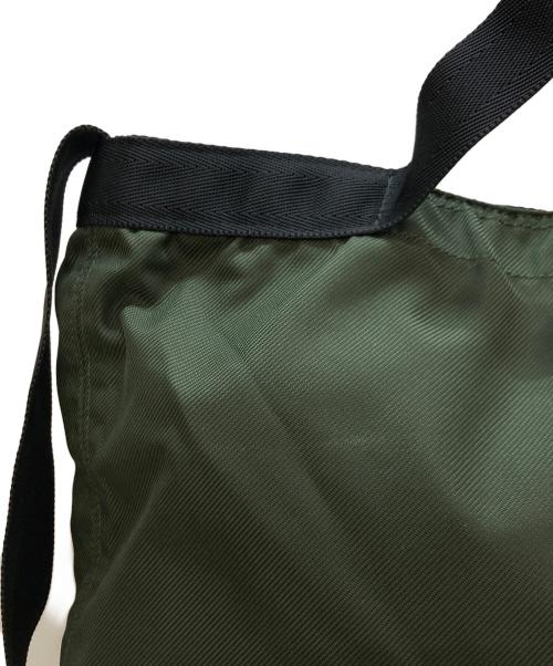 PORTER（ポーター）PORTER (ポーター) ROUND  SHOULDER TOTE BAG オリーブの古着・服飾アイテム