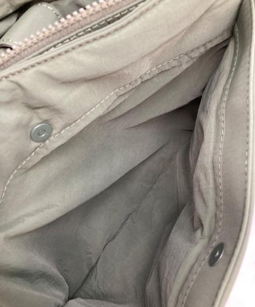 olend（オレンド）olend (オレンド) Querida Soft Bag オリーブの古着・服飾アイテム