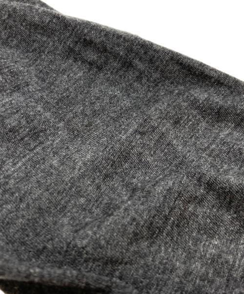 COMME des GARCONS JUNYA WATANABE MAN（コム デ ギャルソン ジュンヤ ワタナベ マン）COMME des GARCONS JUNYA WATANABE MAN (コム デ ギャルソン ジュンヤ ワタナベ マン) レース付きカットソー ホワイト×グレー サイズ:不明(実寸参照)の古着・服飾アイテム