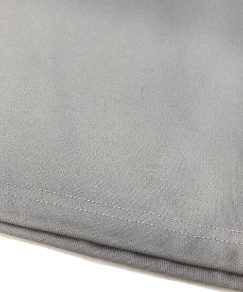 COMME des GARCONS（コムデギャルソン）COMME des GARCONS (コムデギャルソン) 製品染めフリルラインスリーブハイネックカットソー グリーン×グレー サイズ:不明(実寸参照)の古着・服飾アイテム