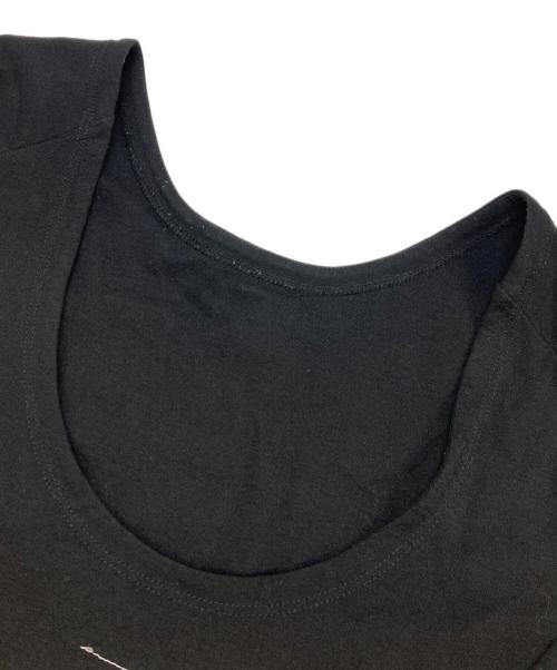 MM6 Maison Margiela（エムエムシックスメゾンマルジェラ）MM6 Maison Margiela (エムエムシックスメゾンマルジェラ) デザインUネックワンピース ブラック サイズ:不明(実寸参照)の古着・服飾アイテム