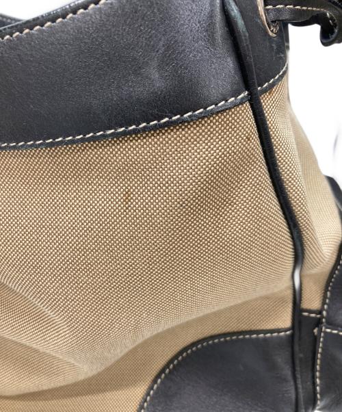 PRADA（プラダ）PRADA (プラダ) ショルダーバッグ ベージュ・ブラックの古着・服飾アイテム