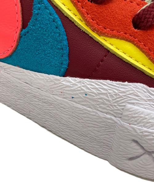NIKE（ナイキ）NIKE (ナイキ) sacai (サカイ) KAWS (カウズ) Blazer Low バーガンディー サイズ:26 未使用品の古着・服飾アイテム