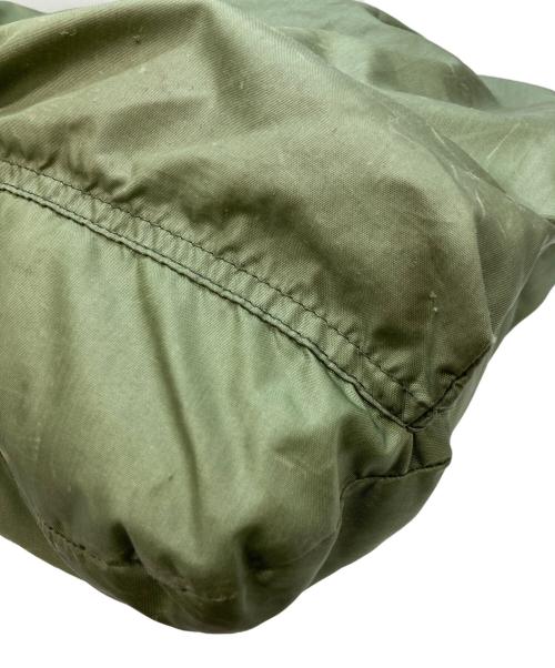 US ARMY（ユーエスアーミー）US ARMY (ユーエスアーミー) 90sHelmet Bag カーキの古着・服飾アイテム