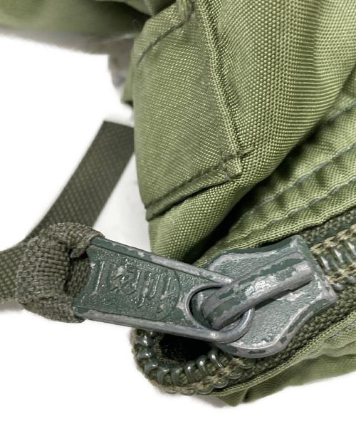 US ARMY（ユーエスアーミー）US ARMY (ユーエスアーミー) 90sHelmet Bag カーキの古着・服飾アイテム