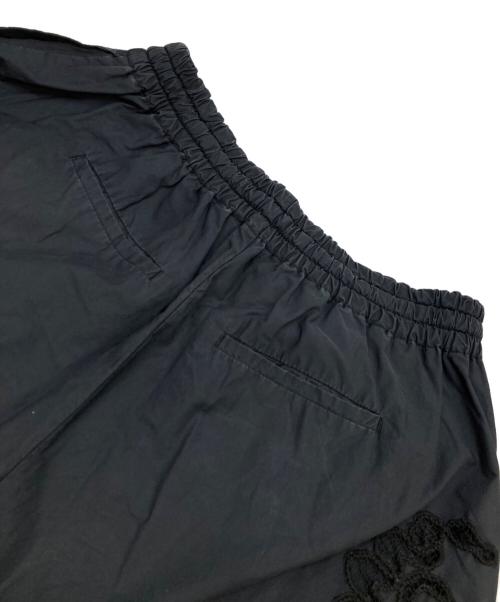 Adam et Rope（アダム エ ロペ）Adam et Rope (アダム エ ロペ) エンブロイダリーレースイージーパンツ ブラック サイズ:36の古着・服飾アイテム