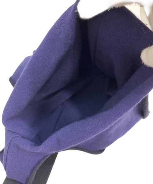 ISSEY MIYAKE（イッセイミヤケ）ISSEY MIYAKE (イッセイミヤケ) ニットワンショルダーバッグ ブルー×ブラックの古着・服飾アイテム