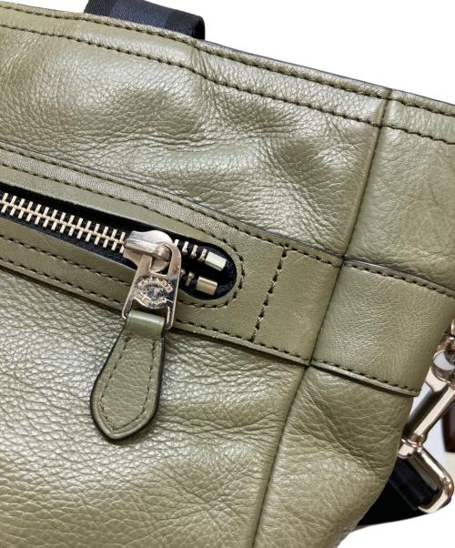 COACH（コーチ）COACH (コーチ) スムース レザー ユーティリティー トート バッグ オリーブの古着・服飾アイテム