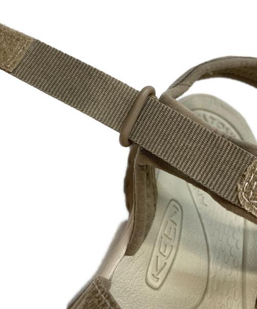 KEEN（キーン）KEEN (キーン) ウィメンズ ローズ サンダル ベージュ サイズ:24.5の古着・服飾アイテム