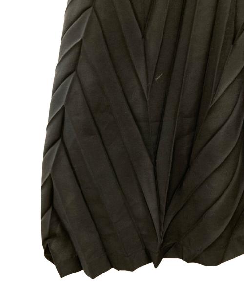 ISSEY MIYAKE（イッセイミヤケ）ISSEY MIYAKE (イッセイミヤケ) プリーツスカート ブラック サイズ:不明(実寸参照)の古着・服飾アイテム