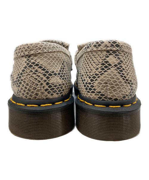 Dr.Martens（ドクターマーチン）Dr.Martens (ドクターマーチン) ヘビ柄 エイドリアン スナッフル ローファー　タッセルローファー ブラック×グレー サイズ:USＭ7の古着・服飾アイテム