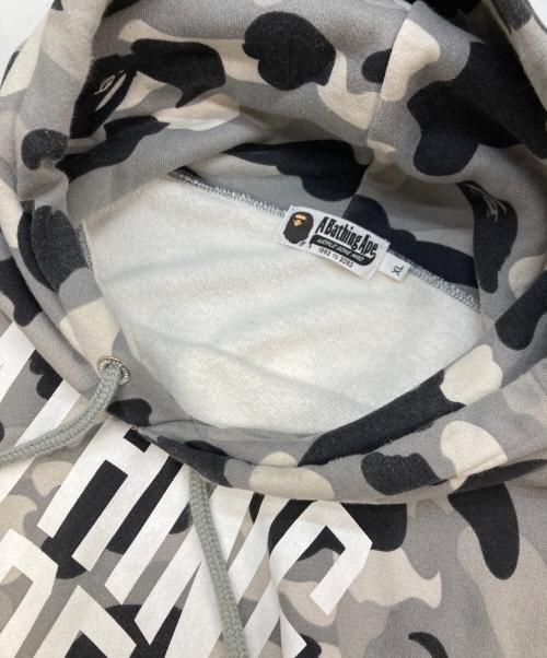 A BATHING APE（アベイシングエイプ）A BATHING APE (アベイシングエイプ) カモ柄パーカー グレー サイズ:XLの古着・服飾アイテム