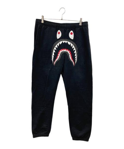 A BATHING APE（アベイシングエイプ）A BATHING APE (アベイシングエイプ) シャークスウェットパンツ ブラック サイズ:XLの古着・服飾アイテム