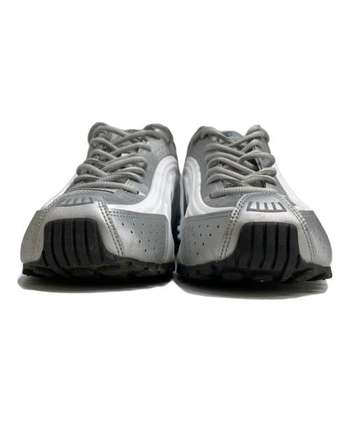 NIKE（ナイキ）NIKE (ナイキ) SHOX R4 シルバー×ブルー サイズ:28.5の古着・服飾アイテム