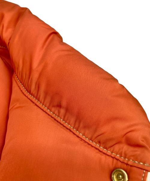 RockyMountainFeatherBed（ロッキーマウンテンフェザーベッド）RockyMountainFeatherBed (ロッキーマウンテンフェザーベッド) レザーヨークダウンベスト ベージュ サイズ:42の古着・服飾アイテム