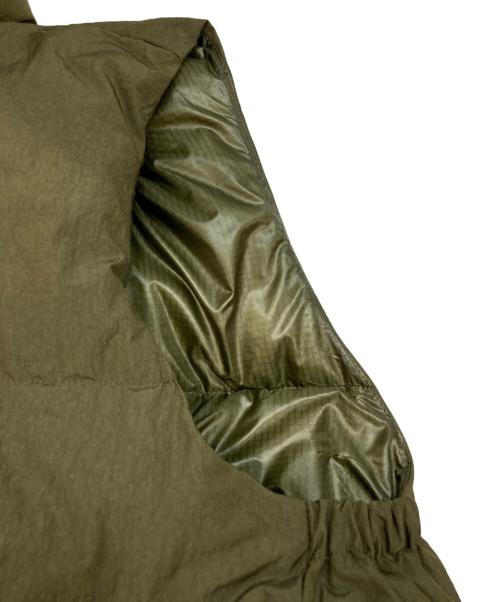 ENDS and MEANS（エンズアンド ミーンズ）ENDS AND MEANS (エンズアンド ミーンズ) DOWN VEST オリーブ サイズ:XLの古着・服飾アイテム