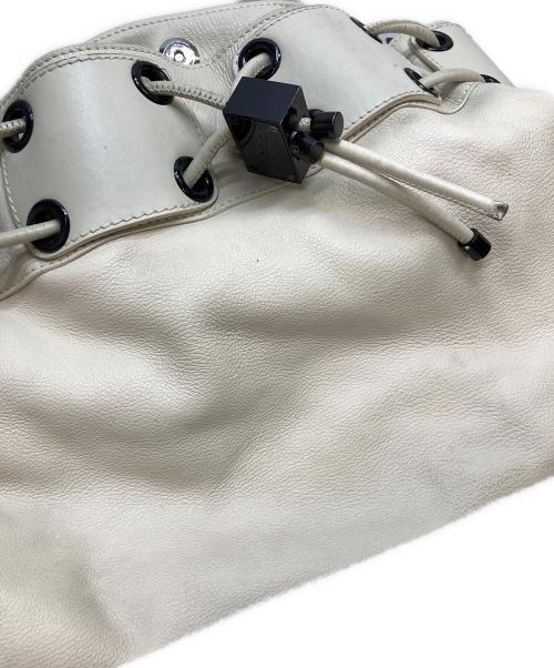 BURBERRY（バーバリー）BURBERRY (バーバリー) ワンショルダーバッグ アイボリーの古着・服飾アイテム