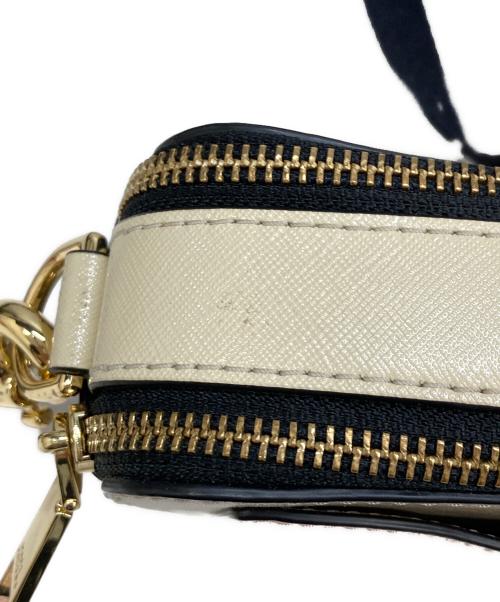 MARC JACOBS（マークジェイコブス）MARC JACOBS (マークジェイコブス) ザ カラーブロックスナップショット/ショルダーバッグ ベージュの古着・服飾アイテム