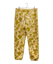 A BATHING APE（アベイシングエイプ）の古着「COLOR CAMO SHARK SWEAT PANTS」｜イエロー