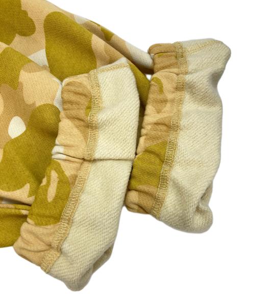 A BATHING APE（アベイシングエイプ）A BATHING APE (アベイシングエイプ) COLOR CAMO SHARK SWEAT PANTS イエロー サイズ:XL 未使用品の古着・服飾アイテム