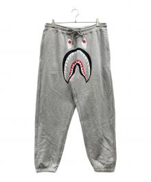 A BATHING APE（アベイシングエイプ）の古着「シャークヘッド トラックパンツ」｜グレー