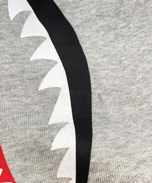 A BATHING APE（アベイシングエイプ）A BATHING APE (アベイシングエイプ) シャークヘッド トラックパンツ グレー サイズ:XLの古着・服飾アイテム