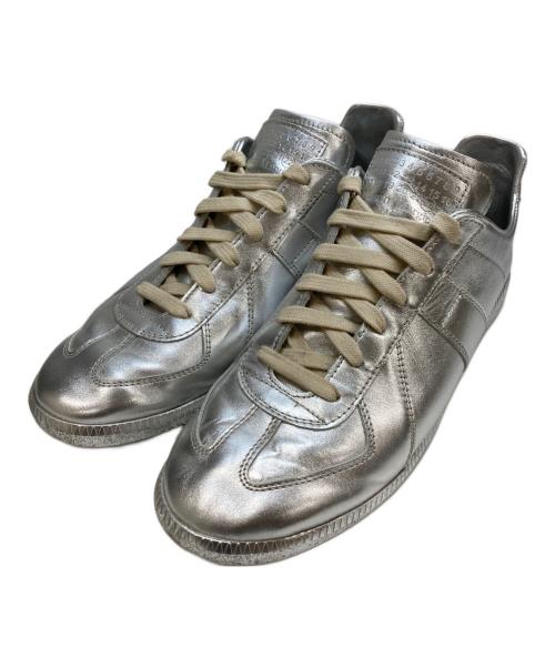 Maison Margiela（メゾンマルジェラ）Maison Margiela (メゾンマルジェラ) REPLICA ジャーマントレーナー シルバー サイズ:40 1/2の古着・服飾アイテム