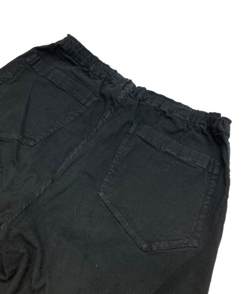 ISSEY MIYAKE me（イッセイ ミヤケ ミー）ISSEY MIYAKE me (イッセイ ミヤケ ミー) イージーパンツ ブラック サイズ:-の古着・服飾アイテム