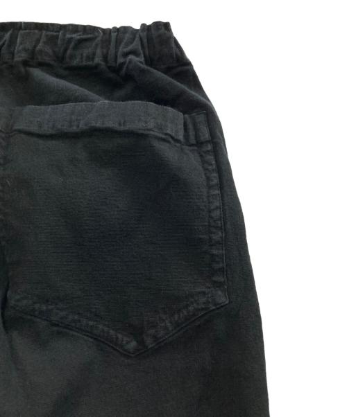 ISSEY MIYAKE me（イッセイ ミヤケ ミー）ISSEY MIYAKE me (イッセイ ミヤケ ミー) イージーパンツ ブラック サイズ:-の古着・服飾アイテム