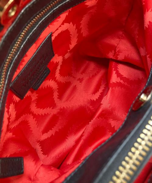 Vivienne Westwood（ヴィヴィアンウエストウッド）Vivienne Westwood (ヴィヴィアンウエストウッド) オーブ型押し2WAYレザーショルダーバッグ ブラックの古着・服飾アイテム