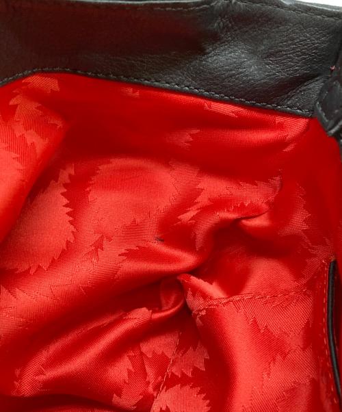 Vivienne Westwood（ヴィヴィアンウエストウッド）Vivienne Westwood (ヴィヴィアンウエストウッド) オーブ型押し2WAYレザーショルダーバッグ ブラックの古着・服飾アイテム