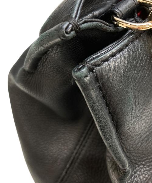 Vivienne Westwood（ヴィヴィアンウエストウッド）Vivienne Westwood (ヴィヴィアンウエストウッド) オーブ型押し2WAYレザーショルダーバッグ ブラックの古着・服飾アイテム