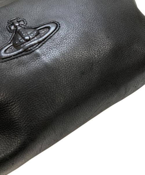 Vivienne Westwood（ヴィヴィアンウエストウッド）Vivienne Westwood (ヴィヴィアンウエストウッド) オーブ型押し2WAYレザーショルダーバッグ ブラックの古着・服飾アイテム